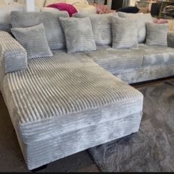 Brand New Plush Comfy Sectional Set