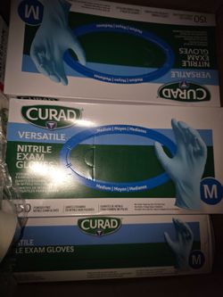 Nitrile exam gloves M