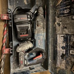 Cordless Bosch Hammer Drill 
