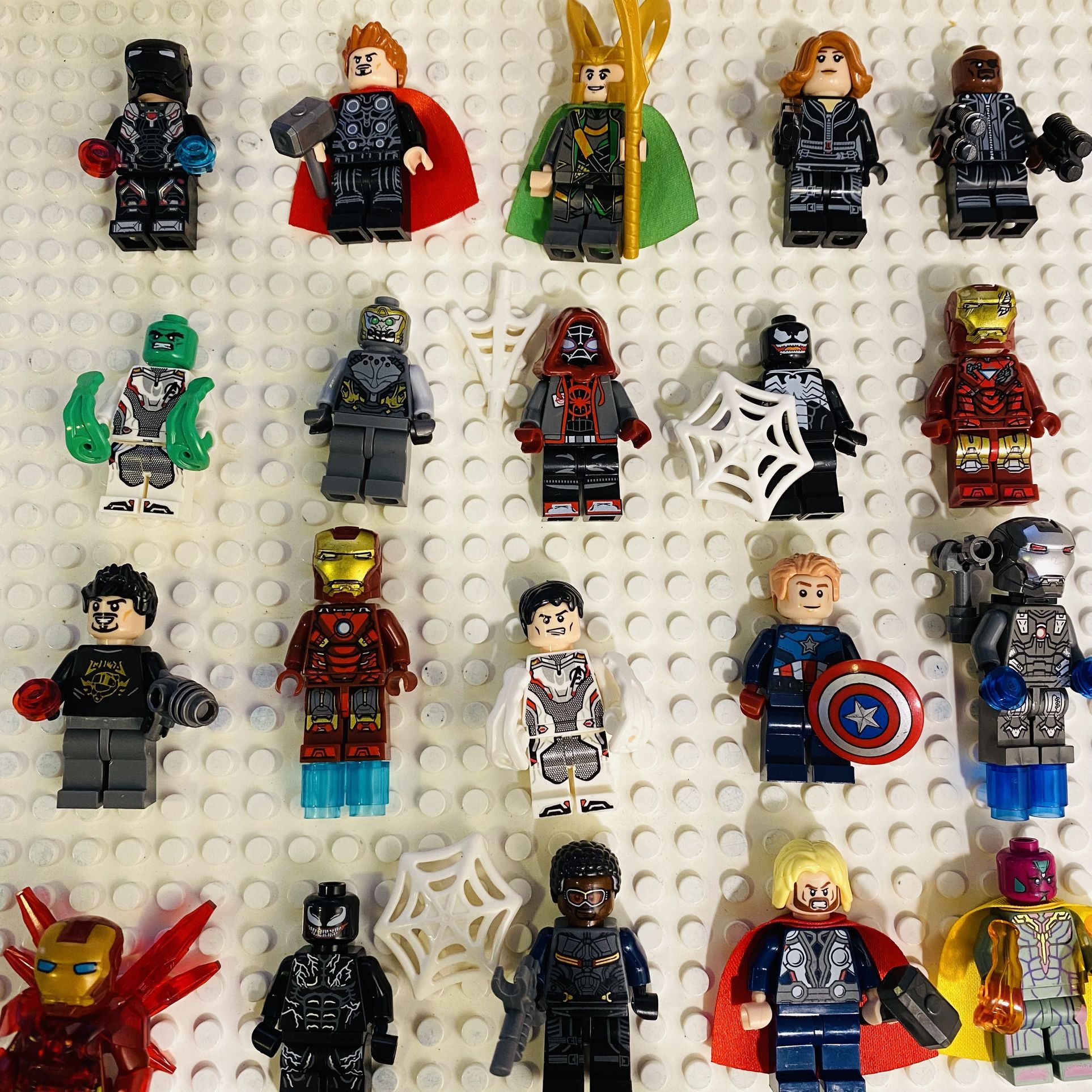 Marvel Heroes World Building Minifigures | New Custom Compatible LEGO Toys
