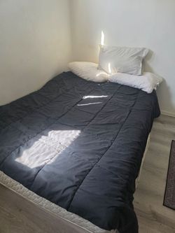 Free mattress with mattress base