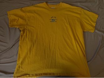 Vintage center swoosh shirt