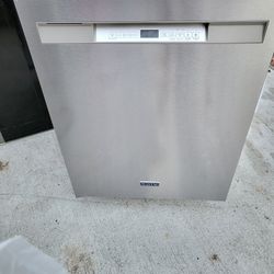 Brand New Dishwasher 