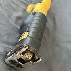 DeWalt 18V Sawzall / Reciprocating Saw – Tool Only – Works Great