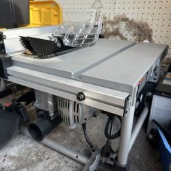 SKIL SPT99T-01 8-1/4" Portable Worm Drive Table Saw