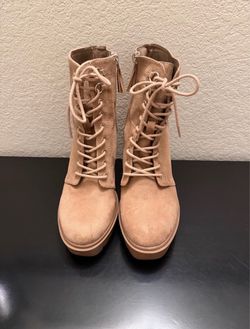 Women’s Tan Boots
