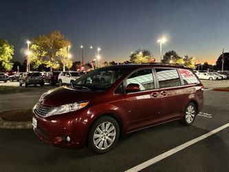 2012 Toyota Sienna