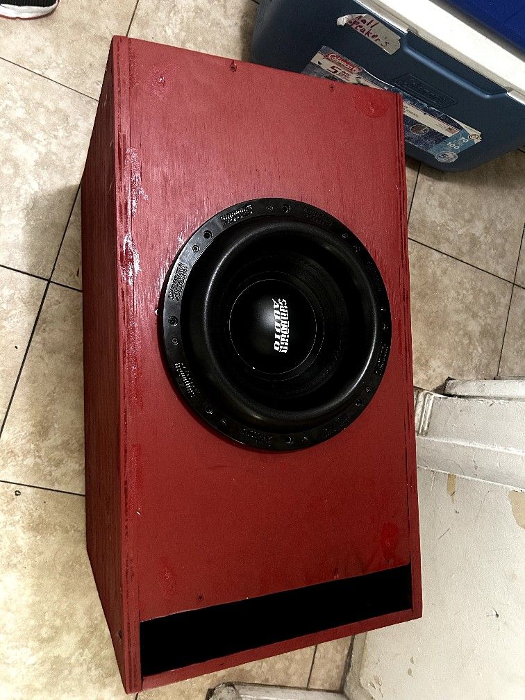 12” Sundown 2,000 RMS Box Is Double Faced