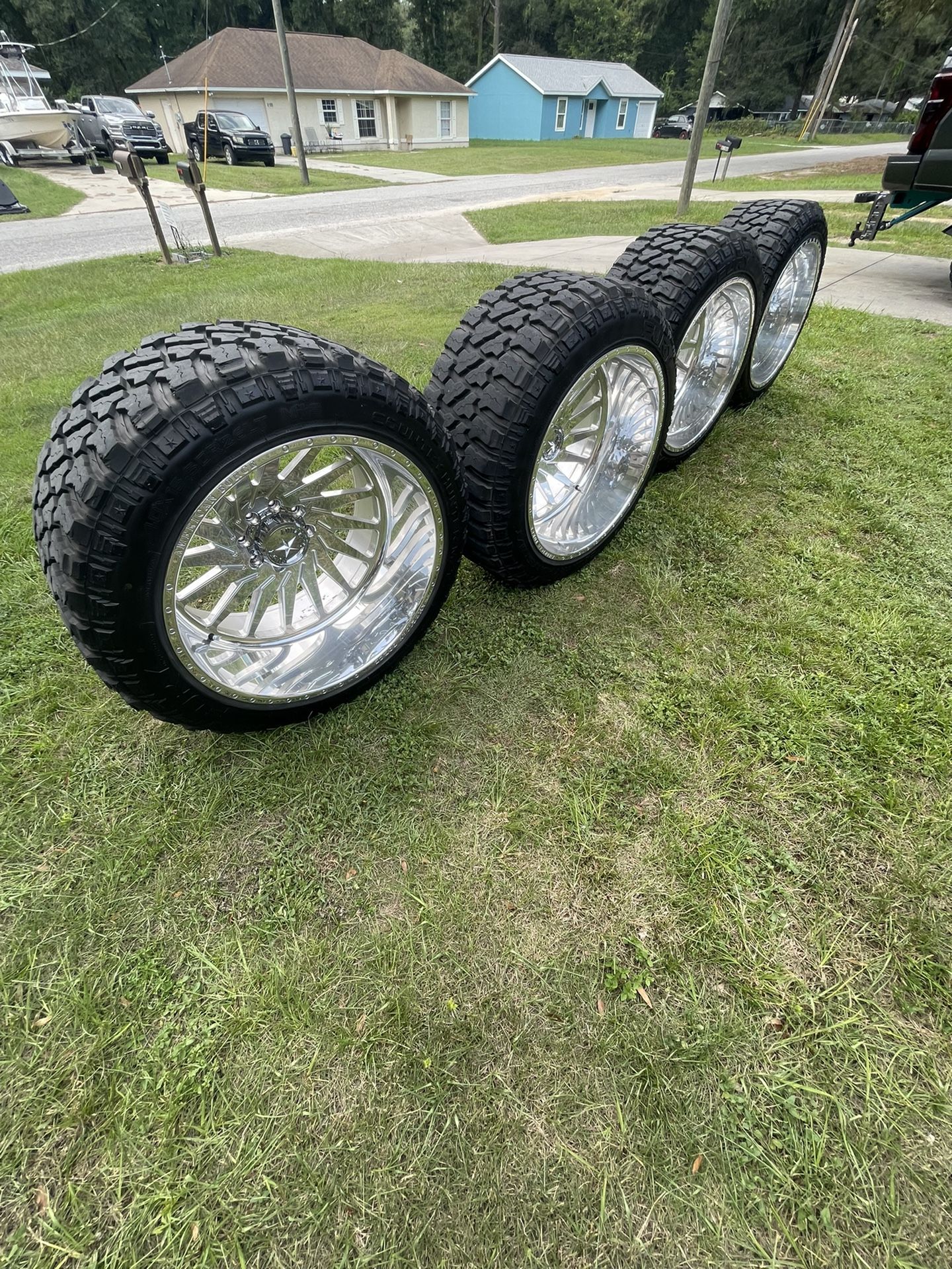26x16 American Force Morphs On 40s