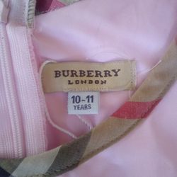 BURBERRY  Zise  10 11  Años Semi Nuevo  