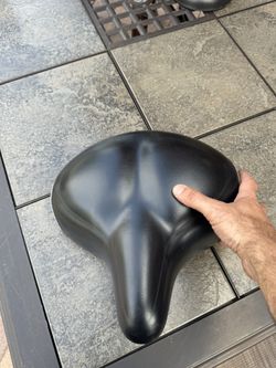 Extra Large, Comfortable Schwinn Bike Seat