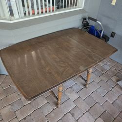 Temple Stewart Rockingham 1960-70s Table w/4 chairs & 2 Leafs $130 obo