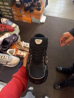 Christian Dior B22 Size 9