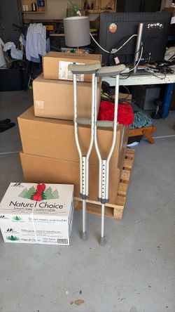 Crutches- small
