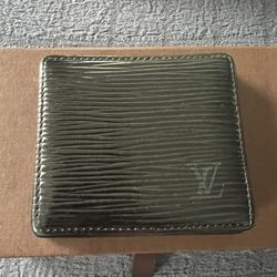 LV coin pouch 