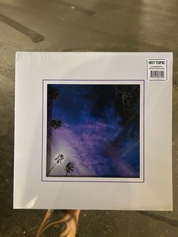 Look Outside Your Window Hot Topic Golden Pearl /750 Vinyl LP Record BRAND NEW