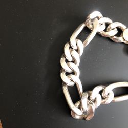 Silver Fígaro Bracelet 8 Inch Long 14MM Wide 