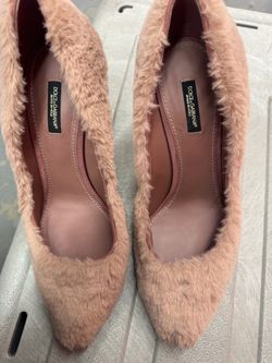 Dolce & Gabbana Pink Faux Fur Stiletto Pumps size 41”   250$ or best offer