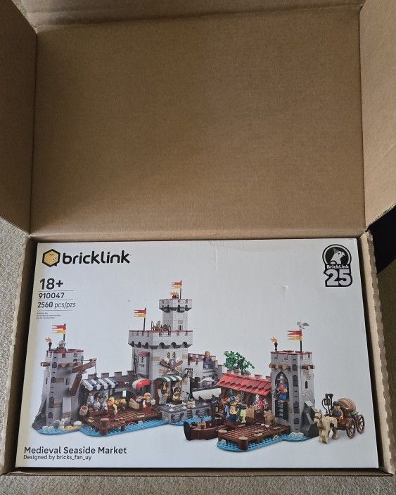 Lego Medieval Seaside Market