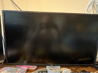 LG 32” 4K monitor