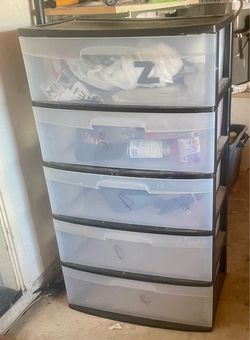 Storage w drawers. Off Boxelder dr 92563