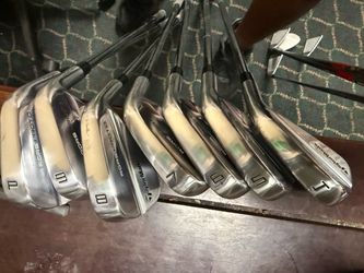 Taylormade Golf Irons (Rory Proto)