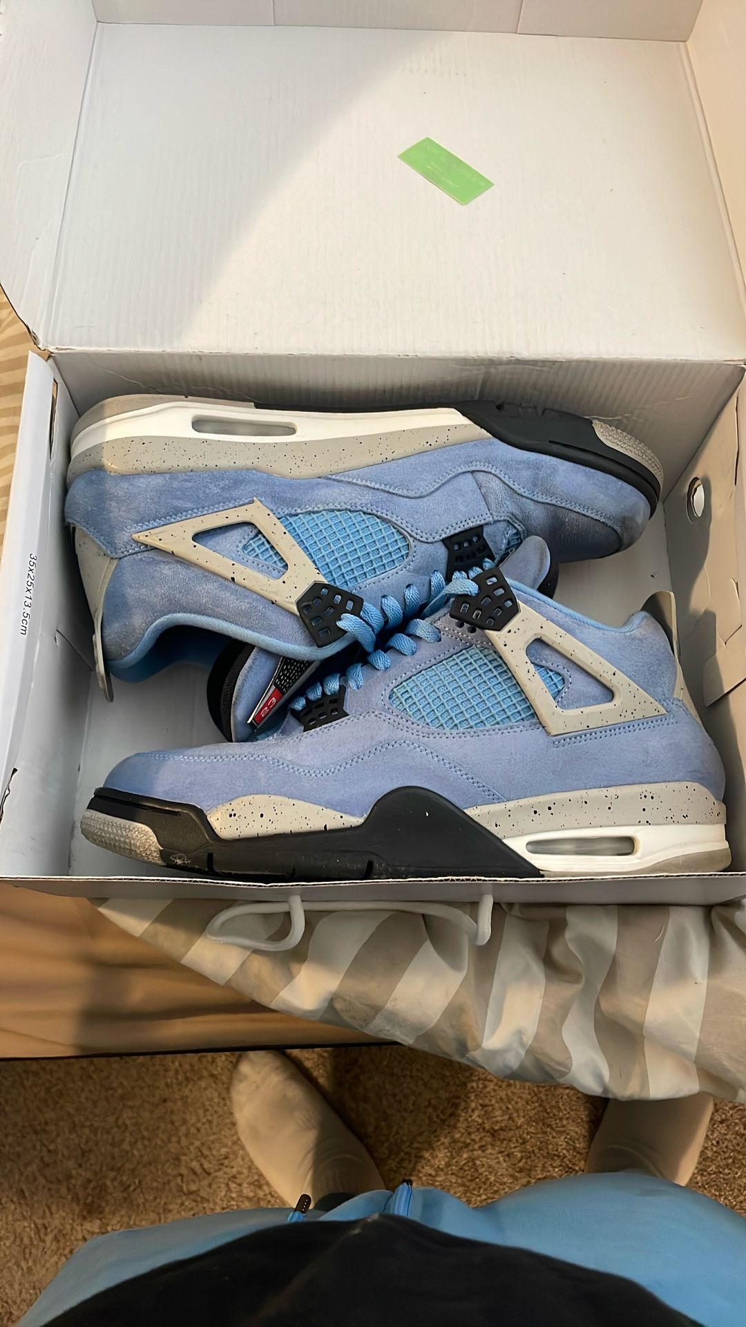 Jordan 4 Unc