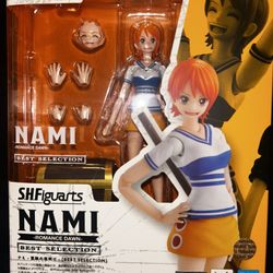 Nami One Piece Figure