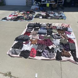 Huge Lot Of Trendy Women’s Clothing 