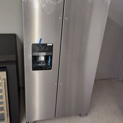 WHIRLPOOL SIDE BY SIDE REFRIGERATOR OPEN BOX ITEM