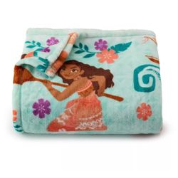 Disney's  Moana Oversized Supersoft Printed Plush Throw by The Big One