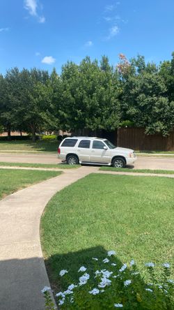 2004 Cadillac Escalade