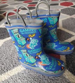 Kids Rain Boots - Size 7