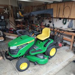 John Deere S170 Riding Lawn Mower
