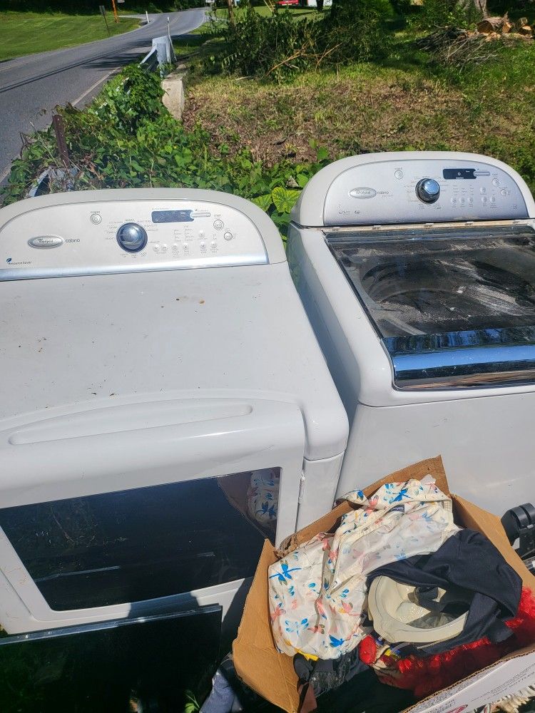 Whirlpool Washer and Dryer - FREE! (Water Damaged)