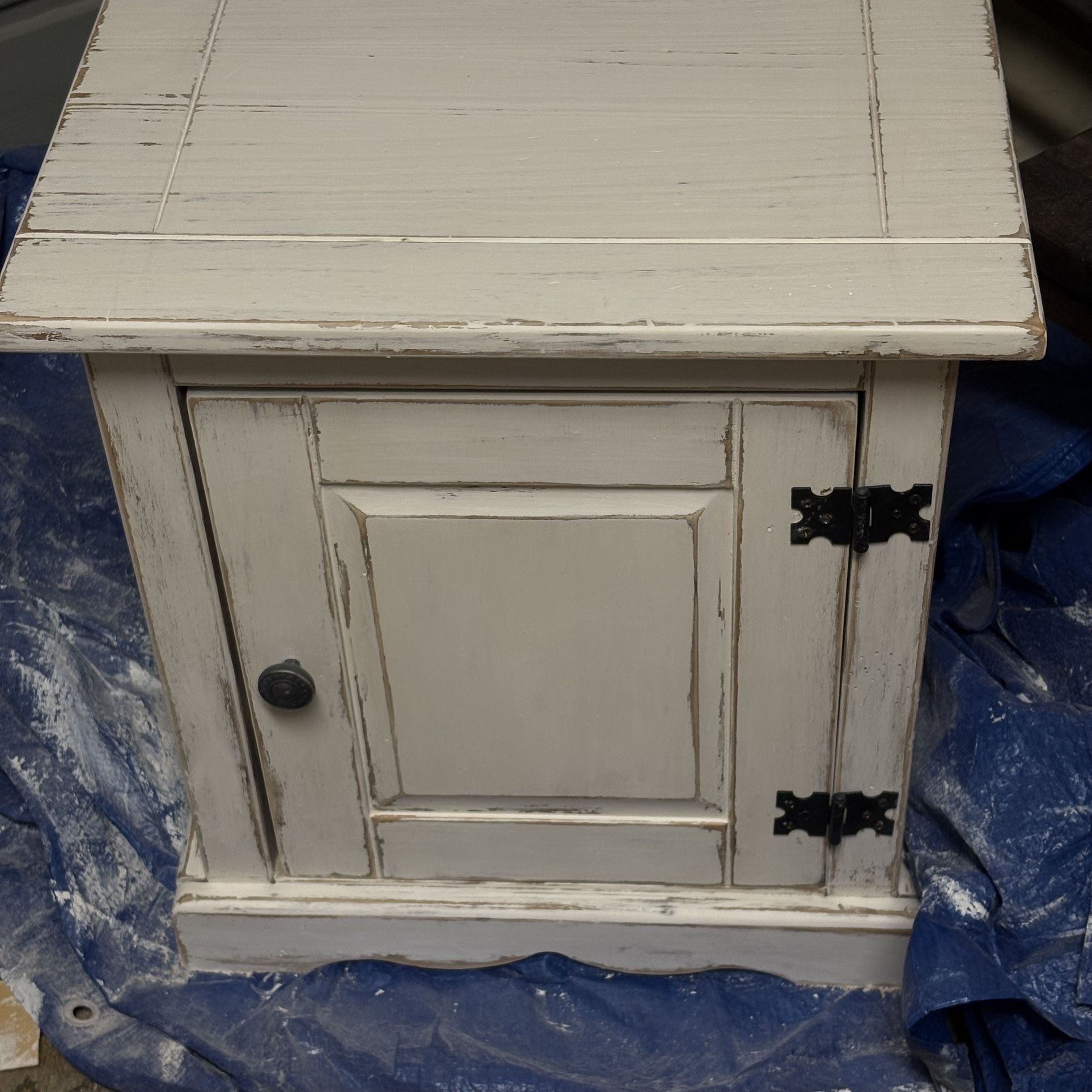 Small white wooden cabinet 21” tall 19” wide 91/2”deep