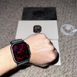 Apple Watch Ultra 2 (GPS + LTE) 49MM Black Titanium Case Dark Green Alpine Loop