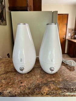 2 Cool Mist Humidifiers