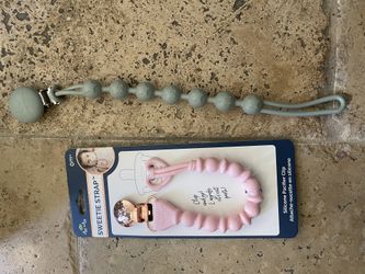 New Baby Items. Silicone Pacifier Clips - Diaper Cream Brush