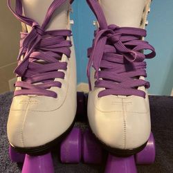 Woman White Roller Skating Size 6