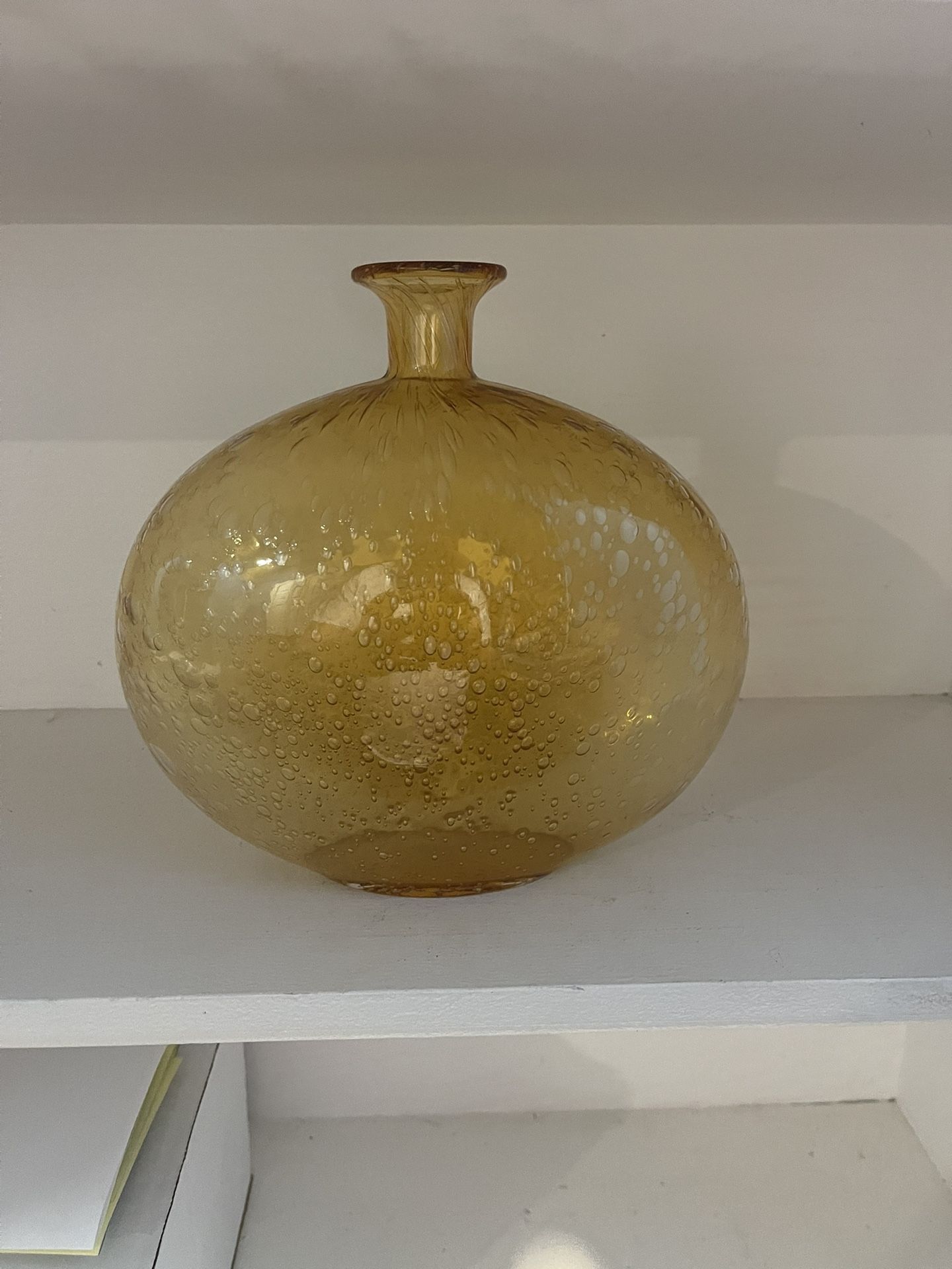 VINTAGE BEAUTIFUL AMICI BUBBLE ITALIAN ART GLASS VASE AMBER 8 1/2" X 8 1/2