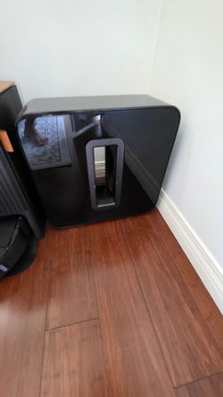 Complete Sonos setup, Arc soundbar, 2 Subs, 2 Sonos ONEs, 1 Sonos Amp,