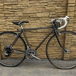 48cm Schwinn Sprint Road Bike