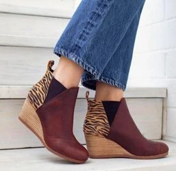 TOMS Kelsey Bootie, Size 8