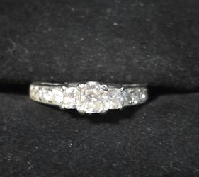 14 karat white gold engagement ring