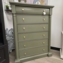 Green Dresser