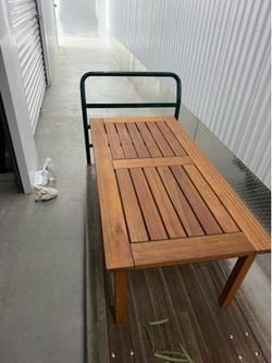 Outdoor coffee table