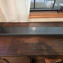 LG Soundbar With Woofer And Remote