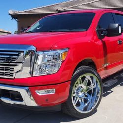 2022 Nissan Titan