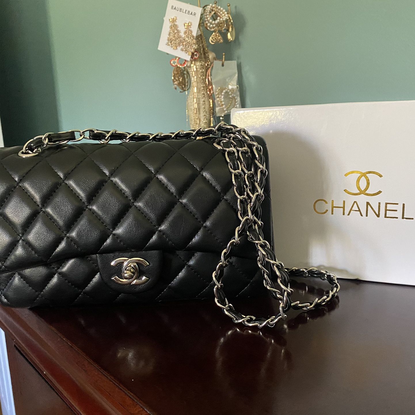 Chanel Lambskin Flap Bag for Sale in Riverside, CA - OfferUp